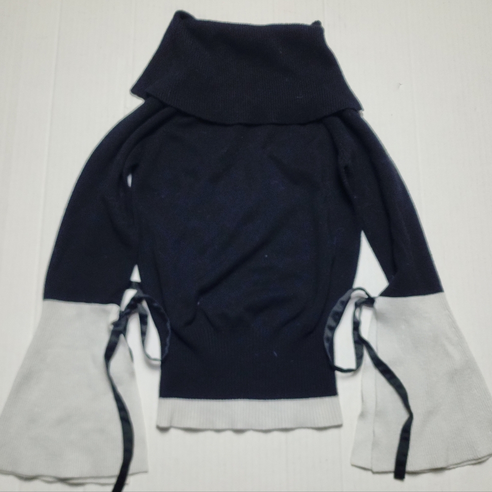 XOXO Bell Sleeve Sweater